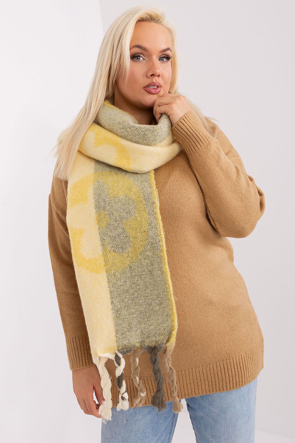  Scialle model 190554 AT 