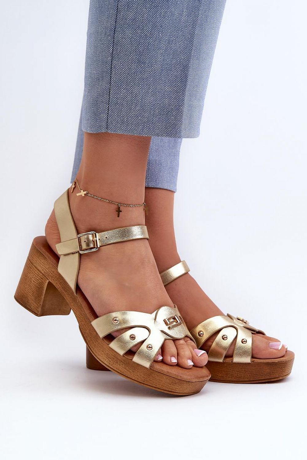  Sandali con tacco model 196334 Step in style 