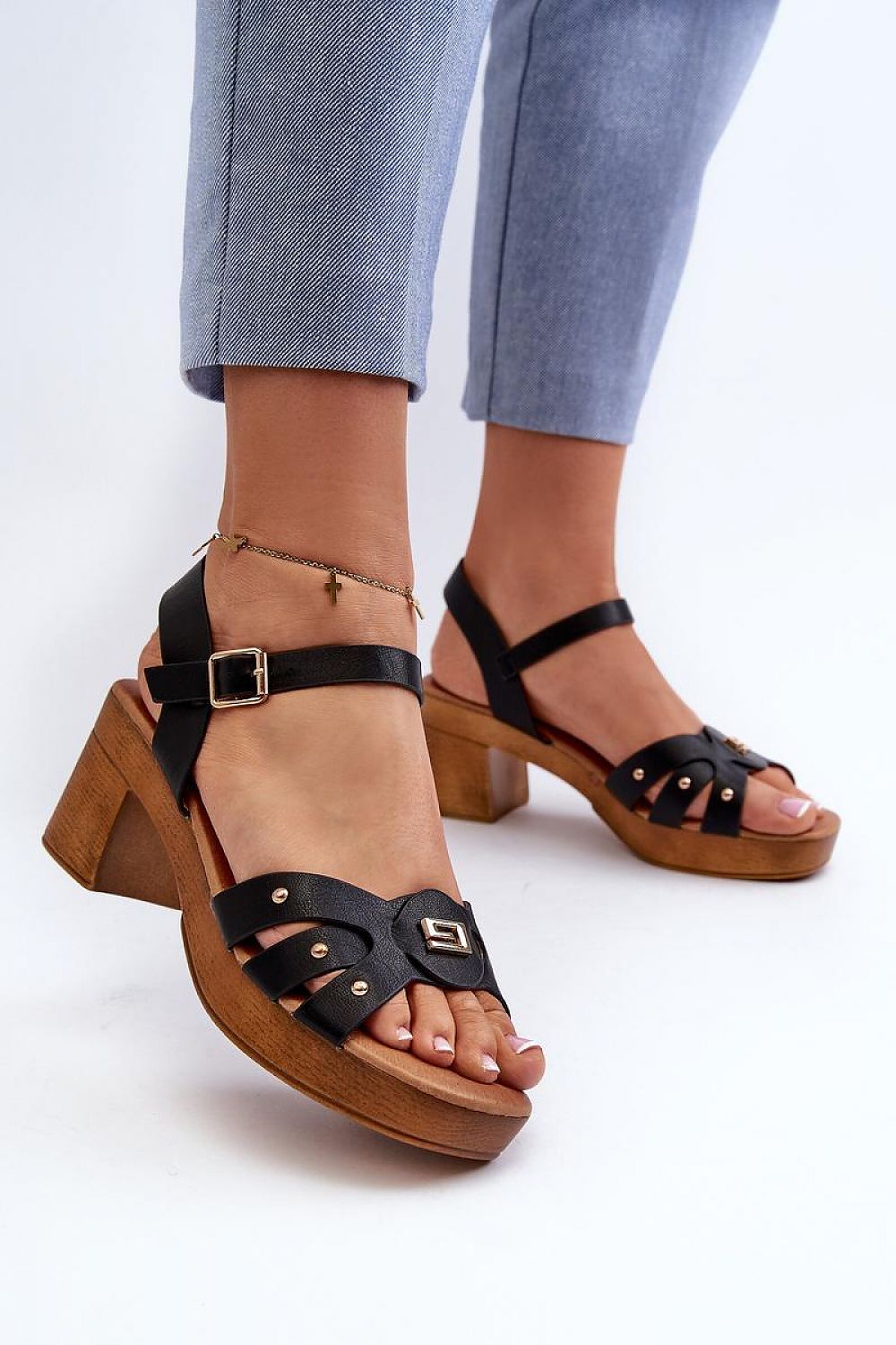  Sandali con tacco model 196335 Step in style 