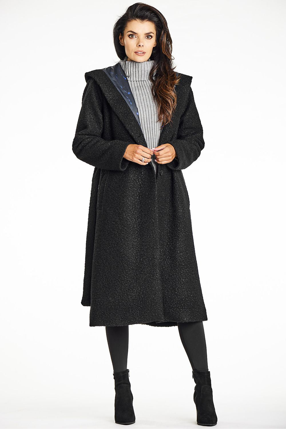  Cappotto model 200559 awama 