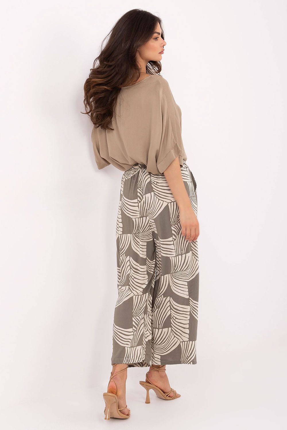  Pantaloni da donna model 215119 Sublevel 