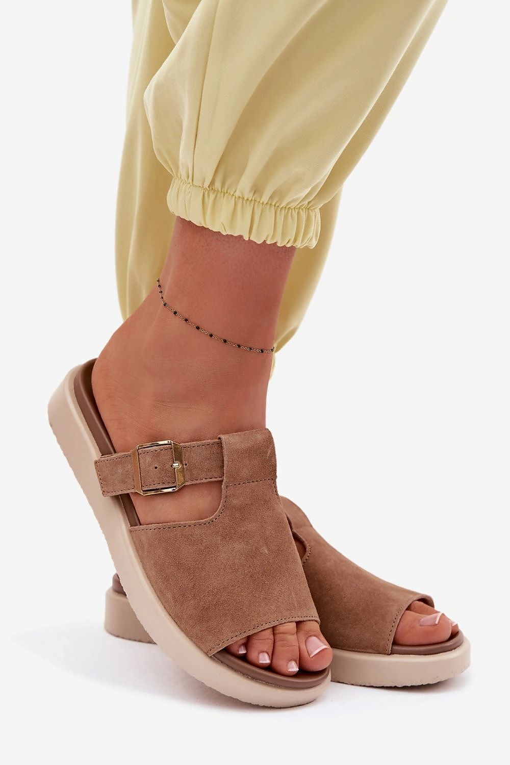  Zoccoli con piattaforma model 226519 Step in style 