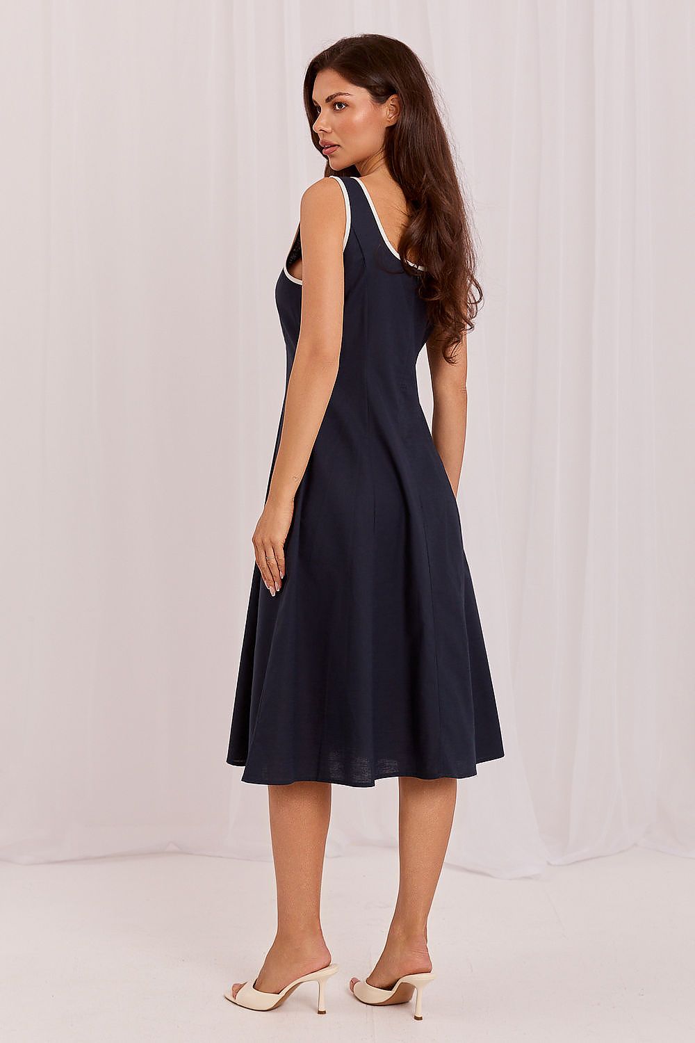  Vestito da giorno model 229694 Italy Moda 