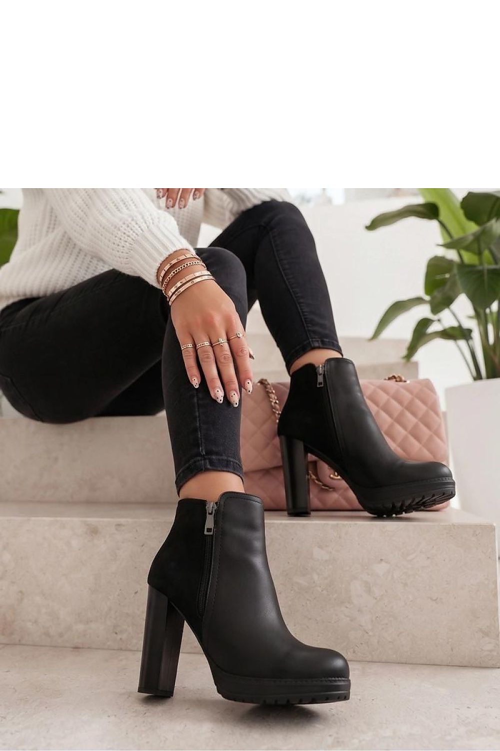  Scarpe con tacco model 231290 Solea 