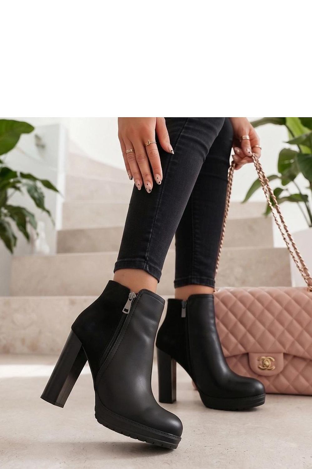  Scarpe con tacco model 231290 Solea 