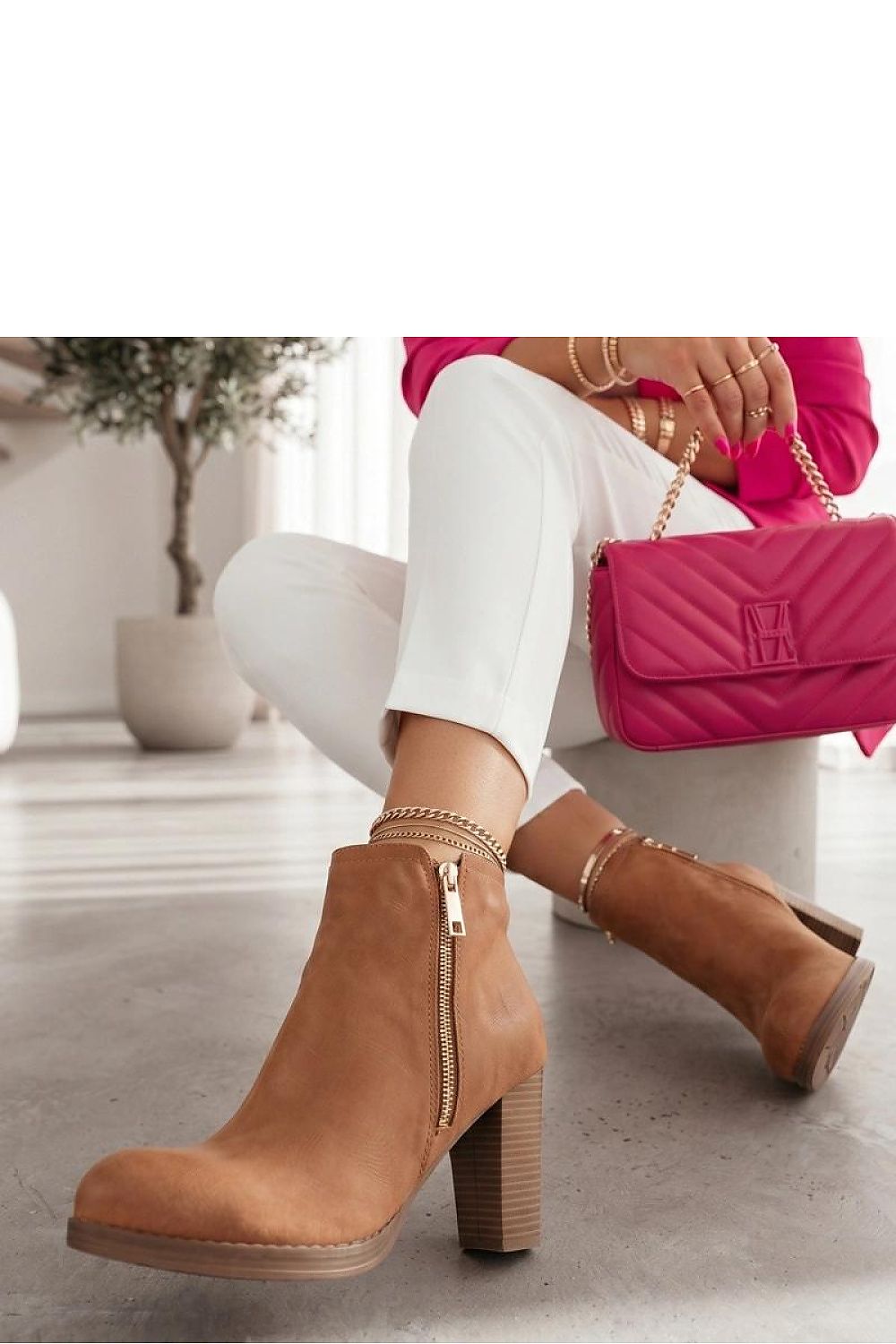  Scarpe con tacco model 231291 Solea 
