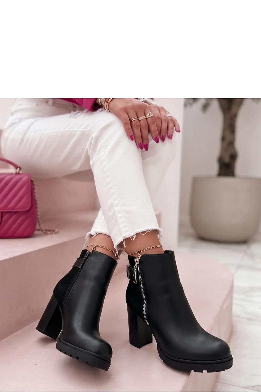  Scarpe con tacco model 231292 Solea 