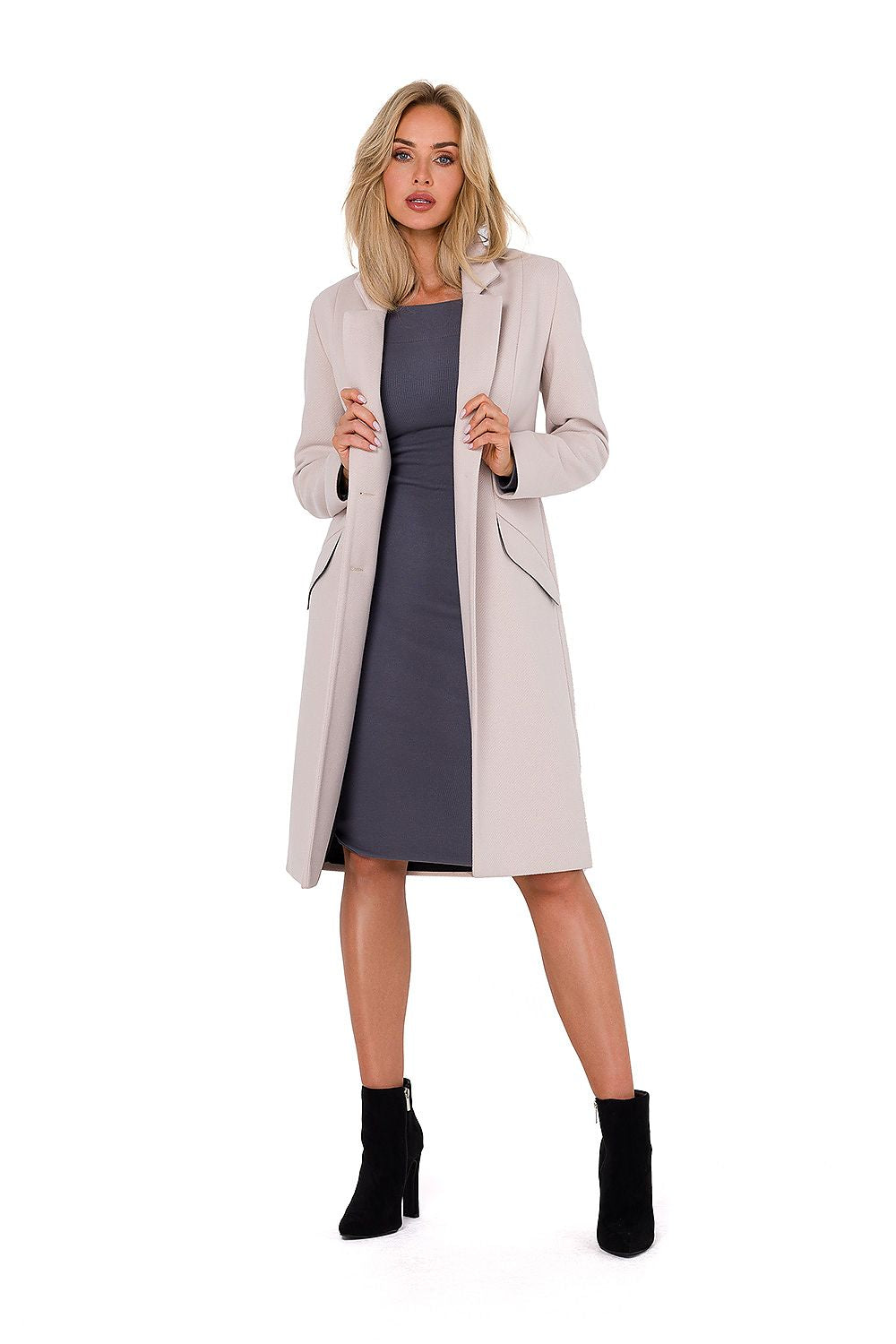  Cappotto model 184730 Moe 